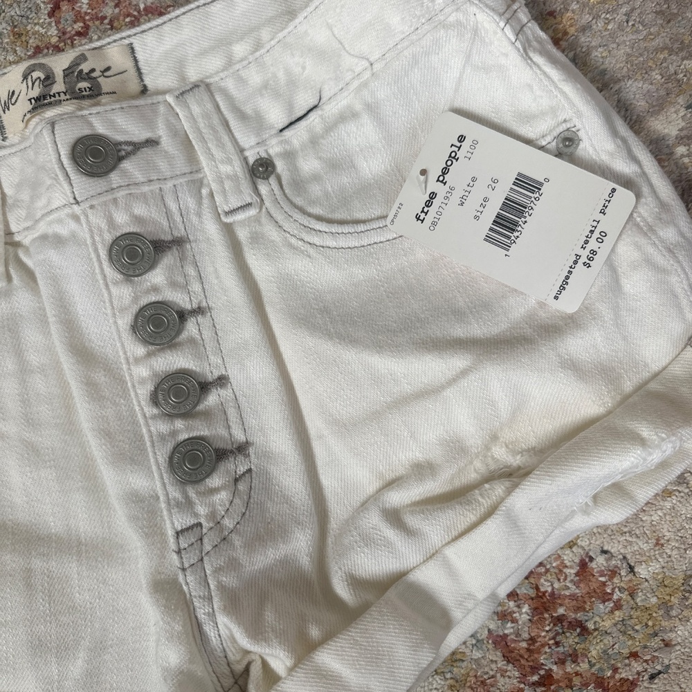 NWT Free People Romeo White Rolled Cutoff Denim Shorts Size 26 - Picture 6 of 6